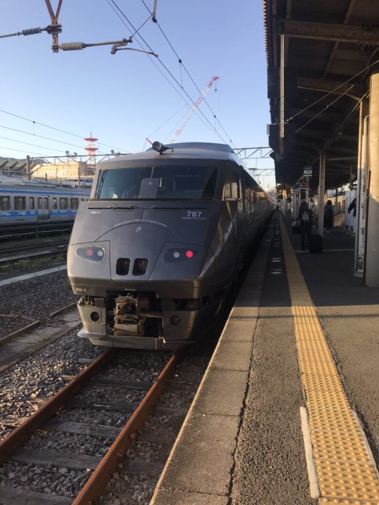 JR KYUSYU Limited Express Kamome