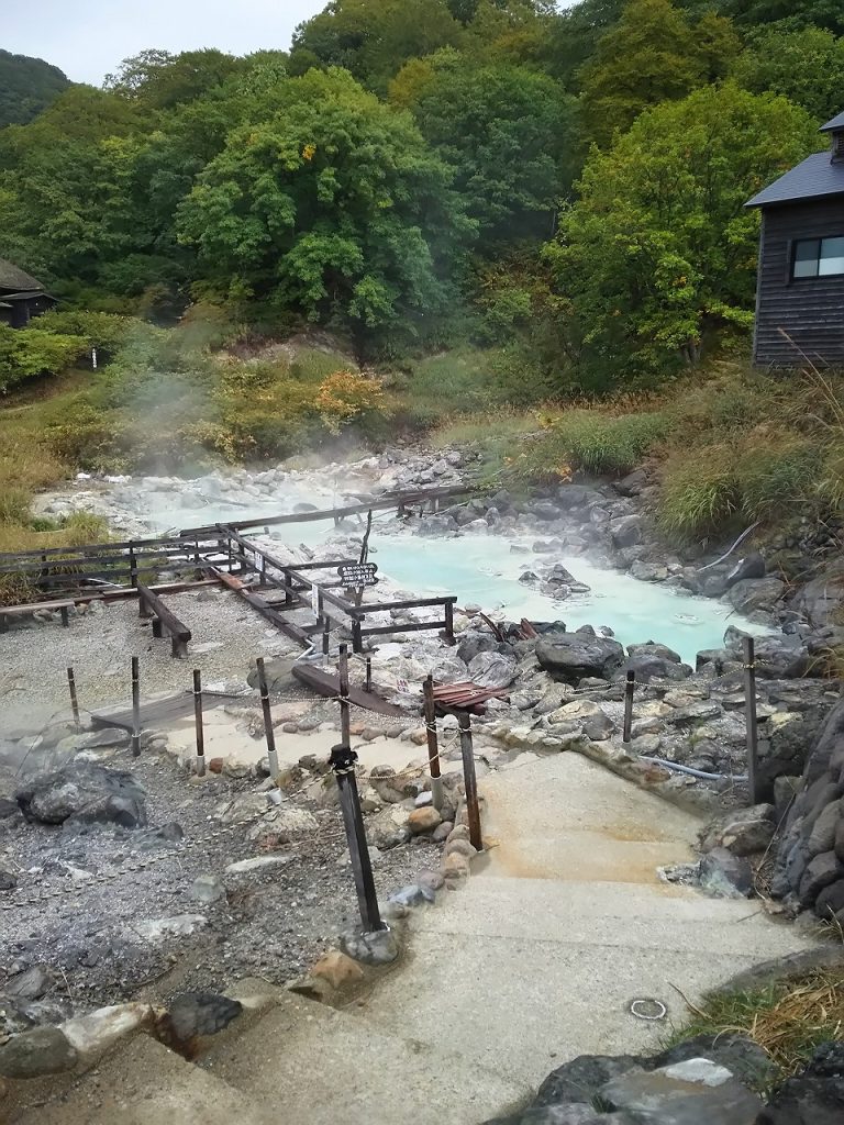 Nyuto Onsen Kuroyu 01